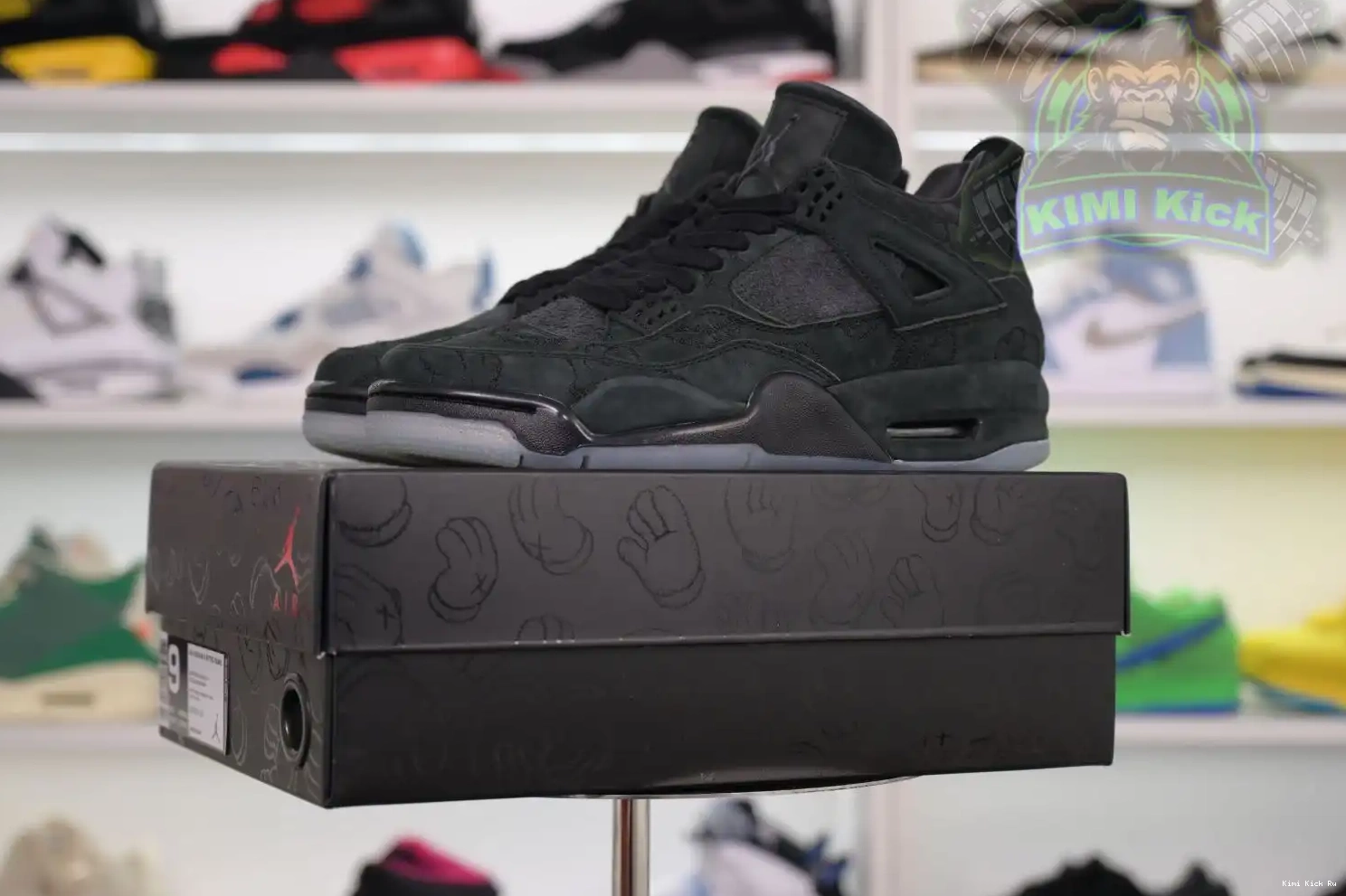 Jordan Kimikick Air black kaws Jordan 4 0612